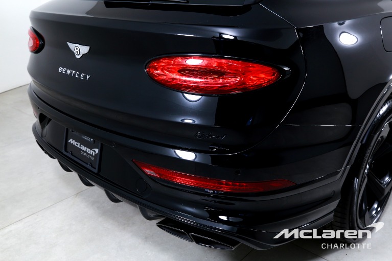 Used-2023-Bentley-Bentayga-S-Hybrid