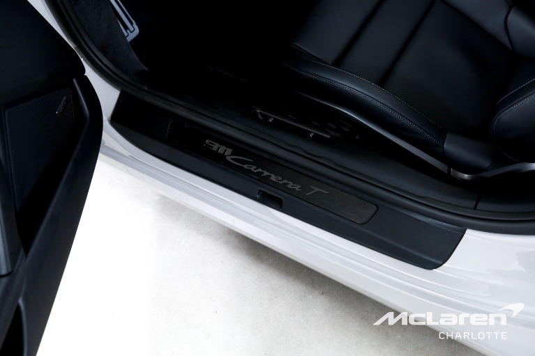 Used-2025-Porsche-911-Carrera-T