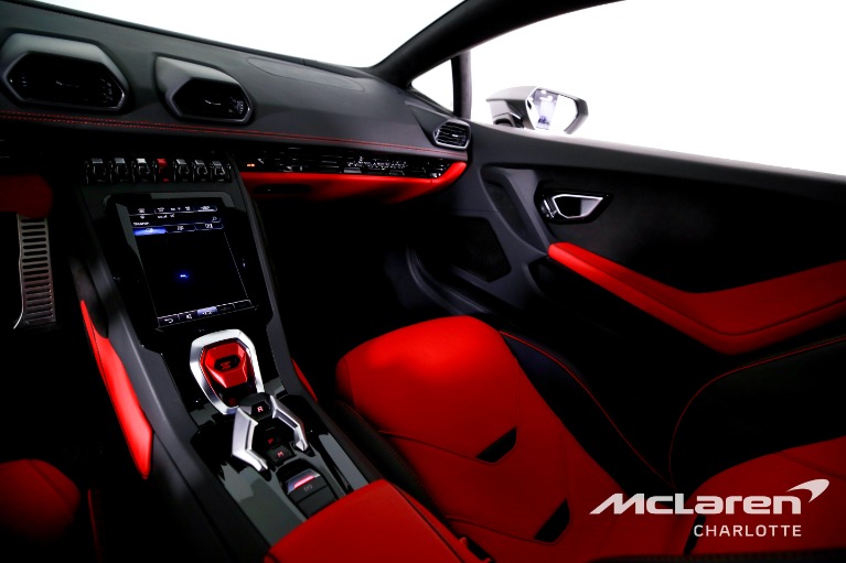 Used-2023-Lamborghini-Huracan-EVO