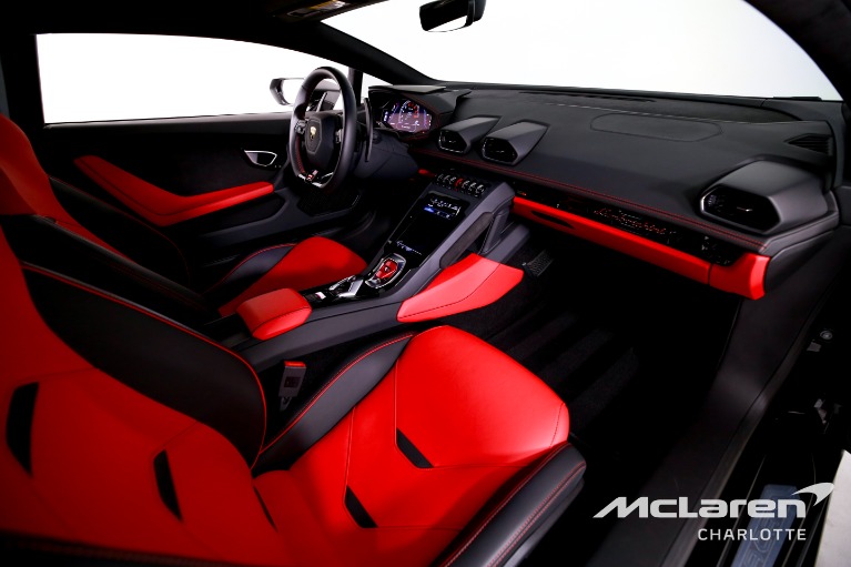 Used-2023-Lamborghini-Huracan-EVO