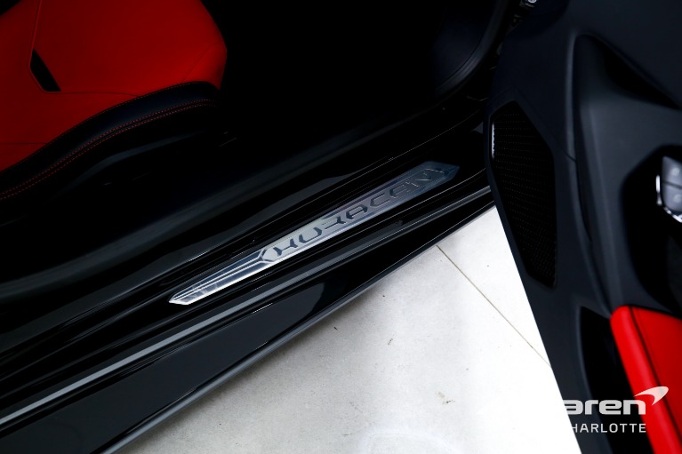 Used-2023-Lamborghini-Huracan-EVO