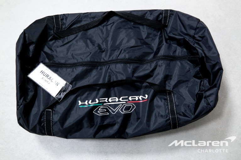 Used-2023-Lamborghini-Huracan-EVO