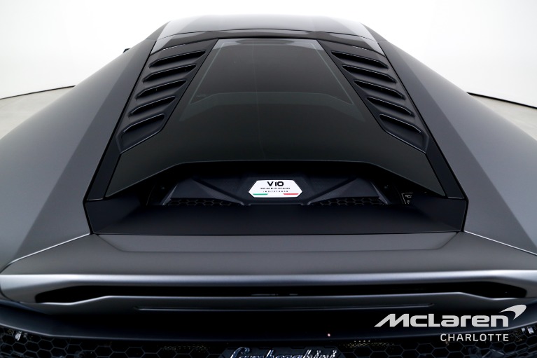 Used-2023-Lamborghini-Huracan-EVO