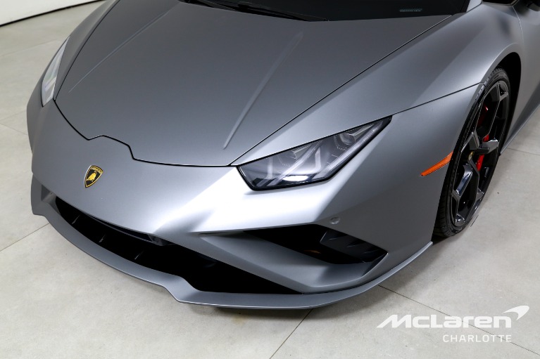 Used-2023-Lamborghini-Huracan-EVO