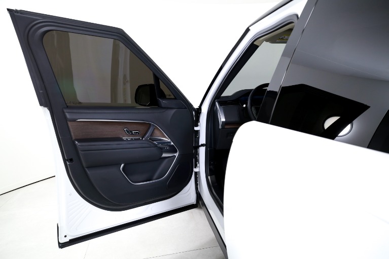 Used-2023-Land-Rover-Range-Rover-P400-SE