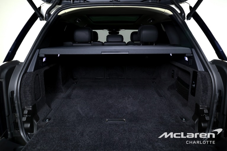 Used-2023-Land-Rover-Range-Rover-P400-SE