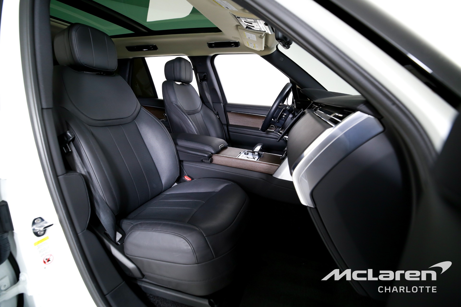 Used 2023 Land Rover Range Rover P400 SE | Charlotte, NC