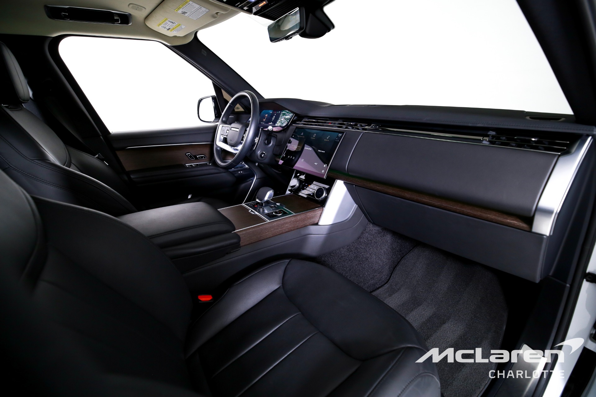 Used 2023 Land Rover Range Rover P400 SE | Charlotte, NC