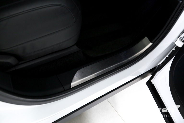 Used-2023-Land-Rover-Range-Rover-P400-SE