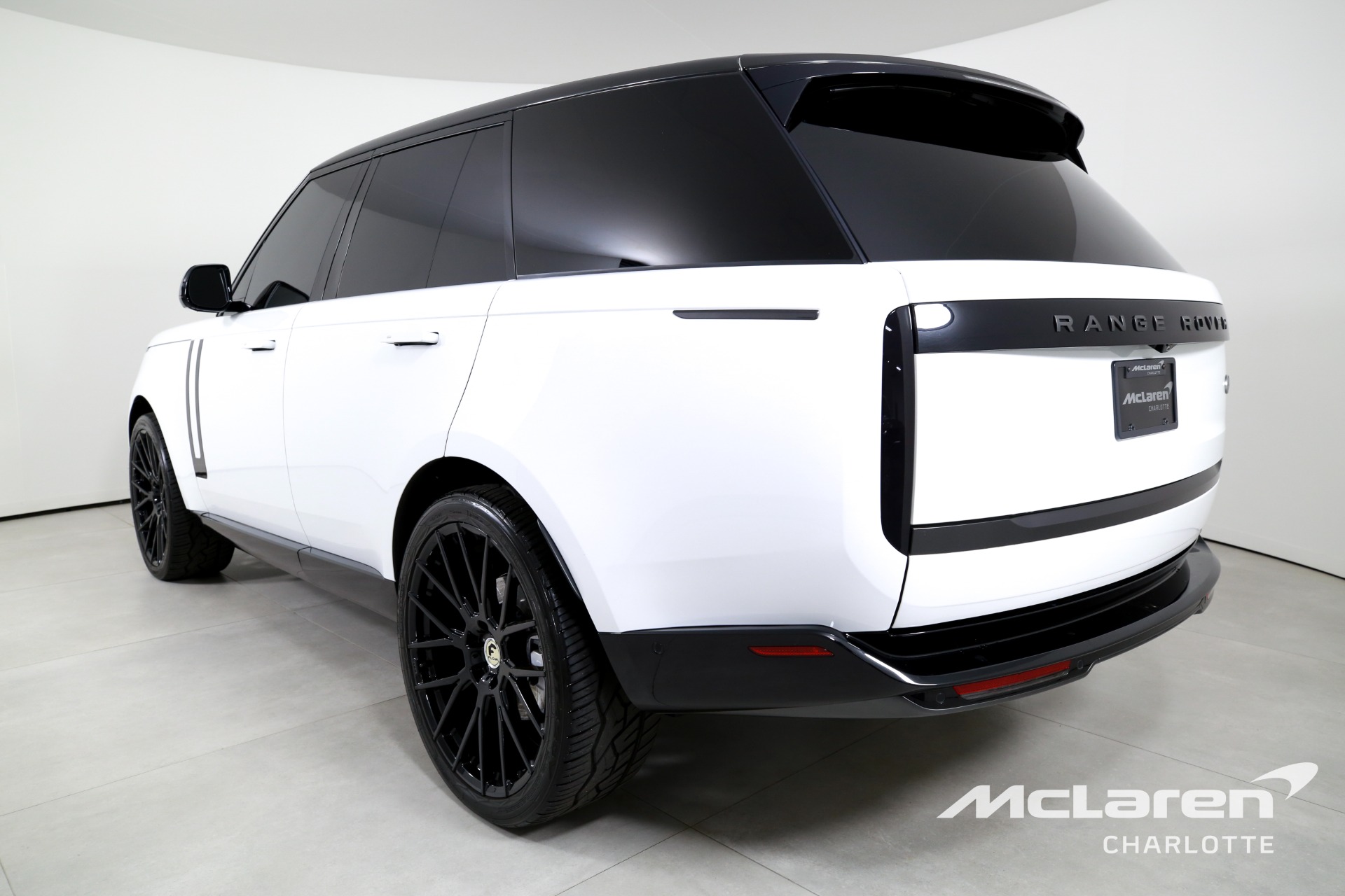 Used 2023 Land Rover Range Rover P400 SE | Charlotte, NC