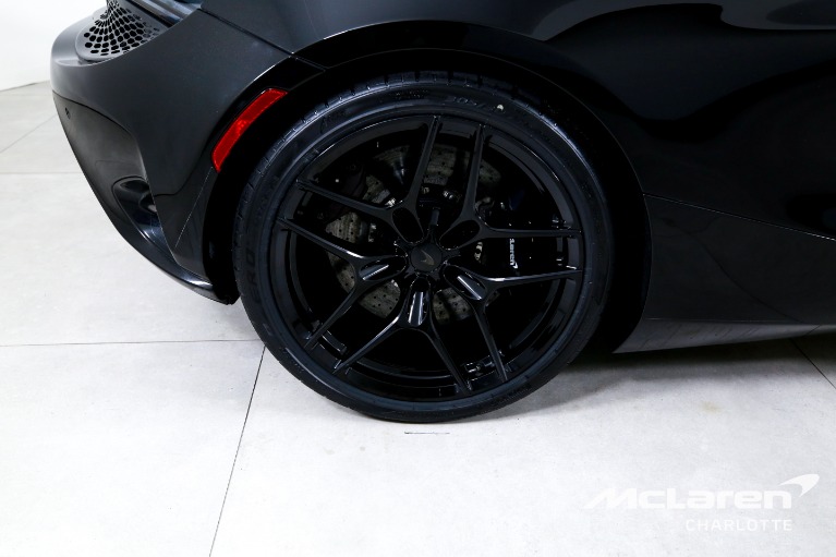 New-2025-McLaren-750S