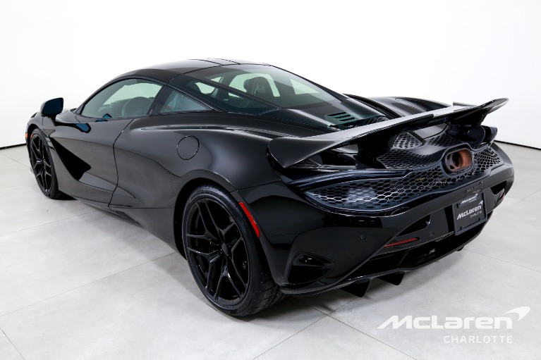 New-2025-McLaren-750S