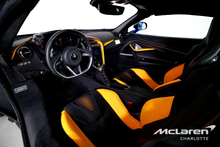 Used-2025-McLaren-750S