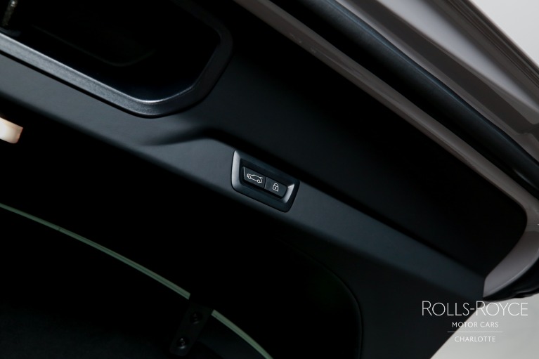 Used-2024-Rolls-Royce-Black-Badge-Cullinan