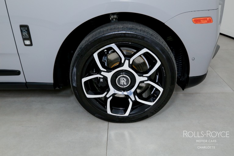 Used-2024-Rolls-Royce-Black-Badge-Cullinan