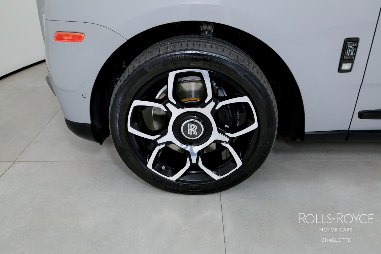 Used-2024-Rolls-Royce-Black-Badge-Cullinan