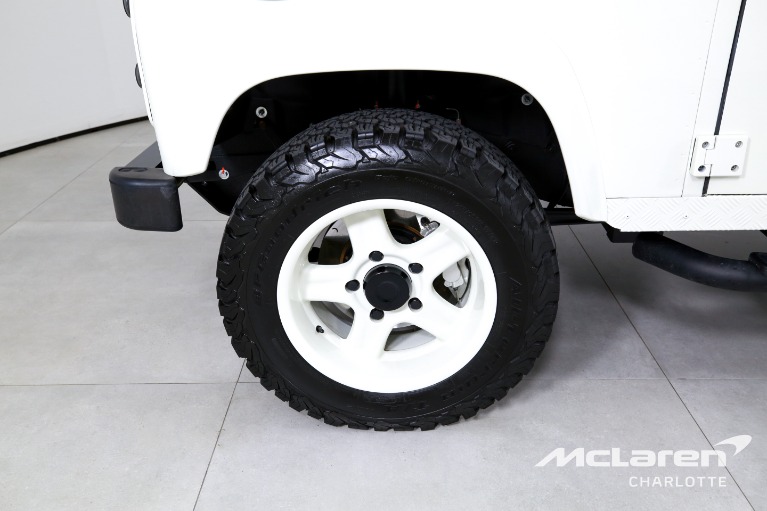 Used-1967-LAND-ROVER-DEFENDER