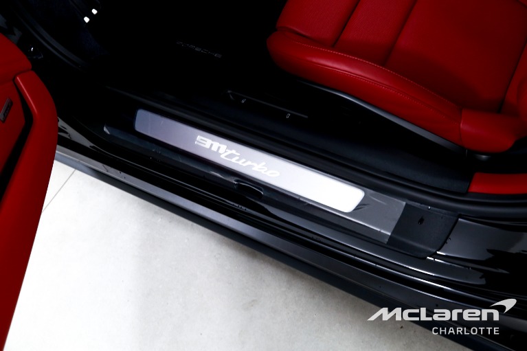 Used-2024-Porsche-911-Turbo