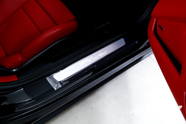 Used-2024-Porsche-911-Turbo