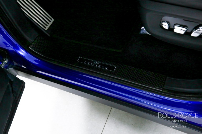 Used-2021-Rolls-Royce-Black-Badge-Cullinan
