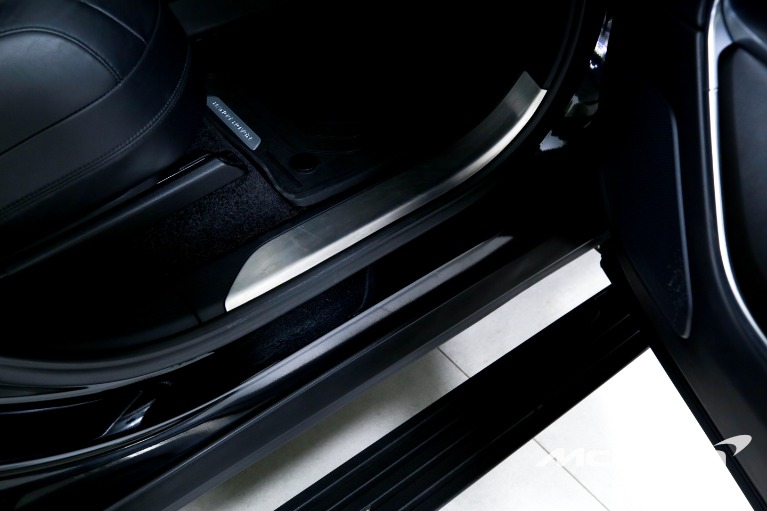 Used-2023-Land-Rover-Range-Rover-P530-SE