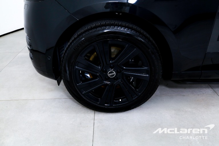 Used-2023-Land-Rover-Range-Rover-P530-SE