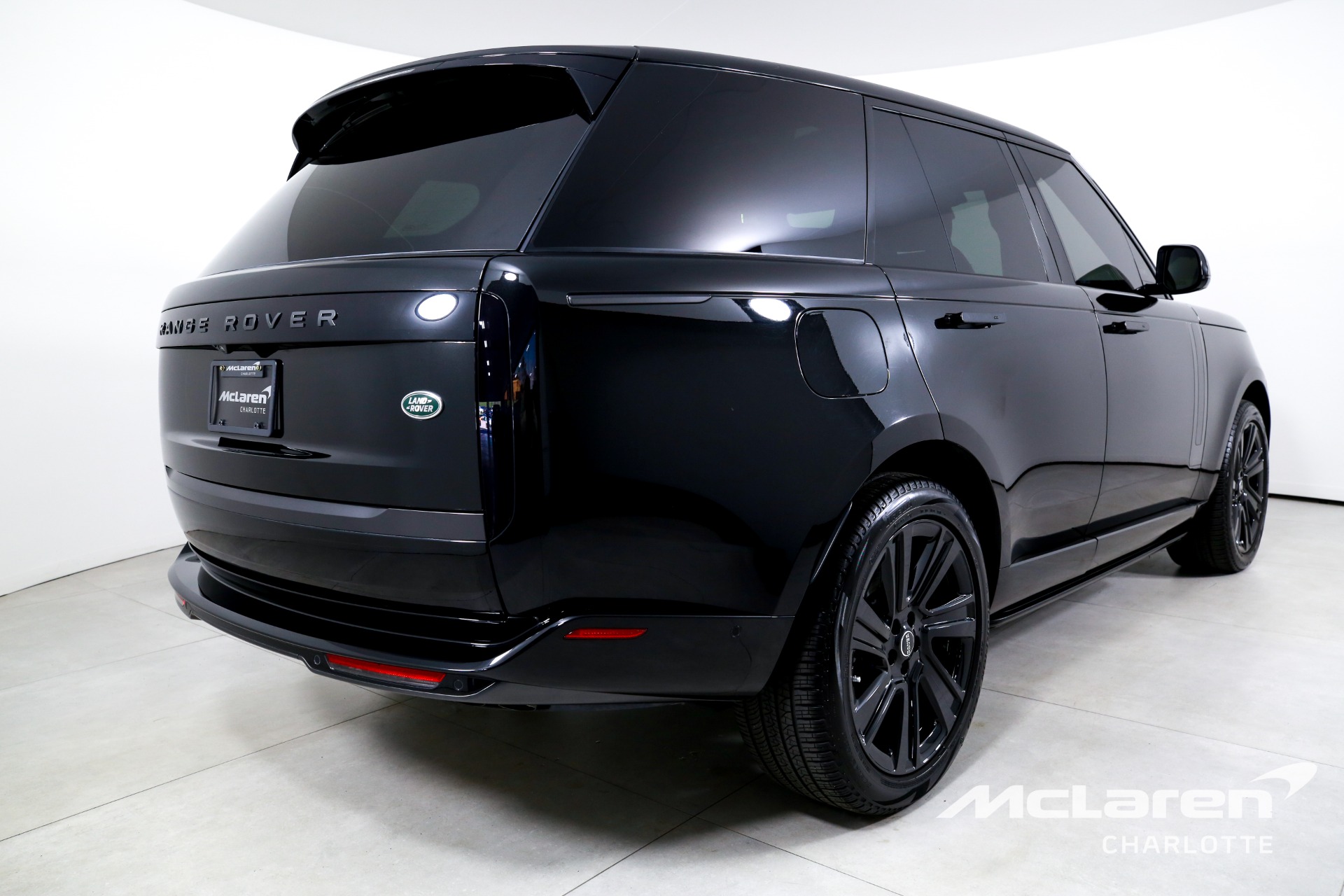 Used 2023 Land Rover Range Rover P530 SE | Charlotte, NC
