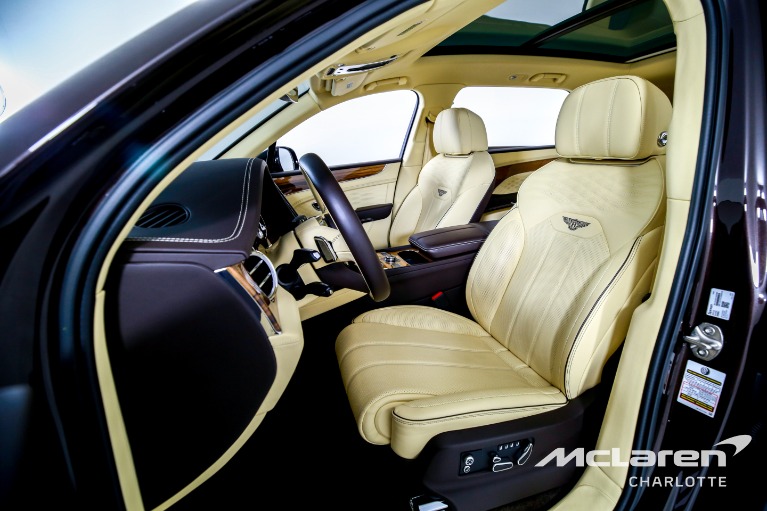 Used-2023-Bentley-Bentayga-EWB-Azure-V8