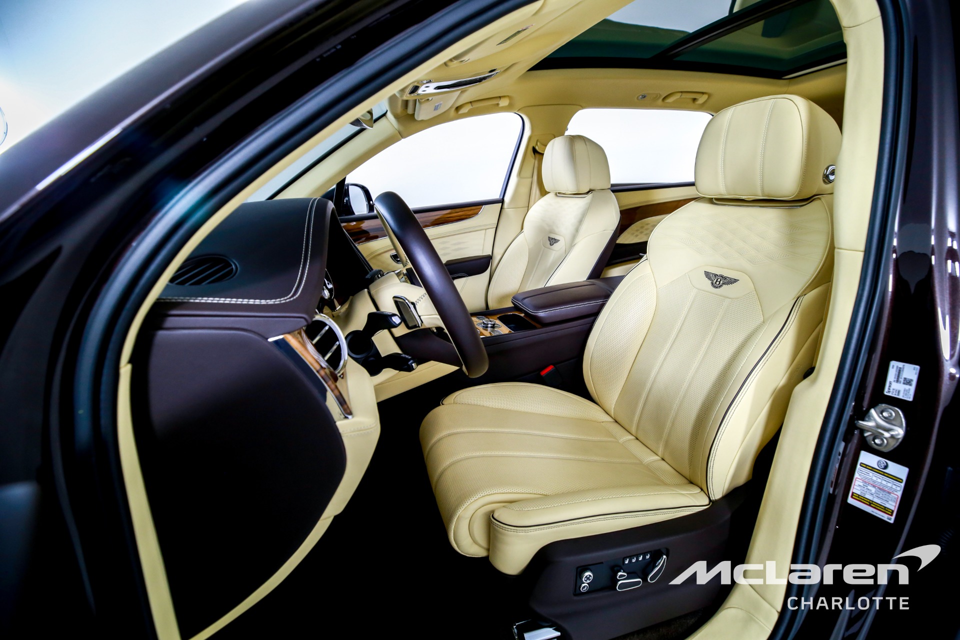 Used 2023 Bentley Bentayga EWB Azure V8 | Charlotte, NC