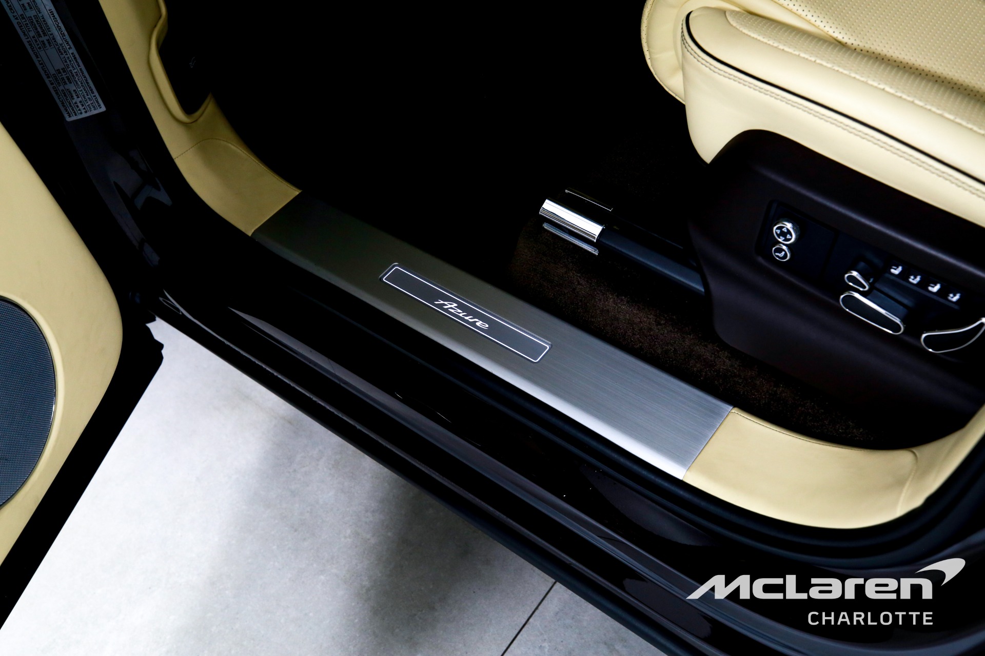 Used 2023 Bentley Bentayga EWB Azure V8 | Charlotte, NC