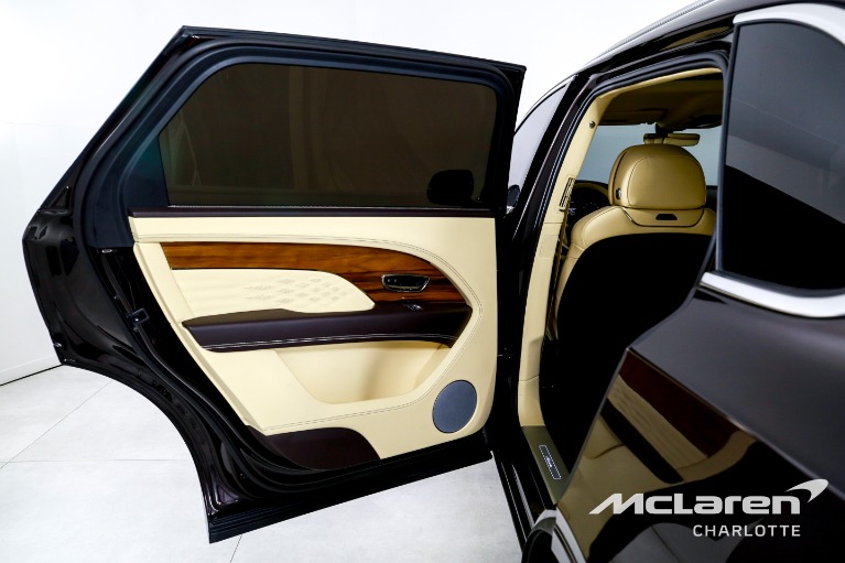 Used-2023-Bentley-Bentayga-EWB-Azure-V8