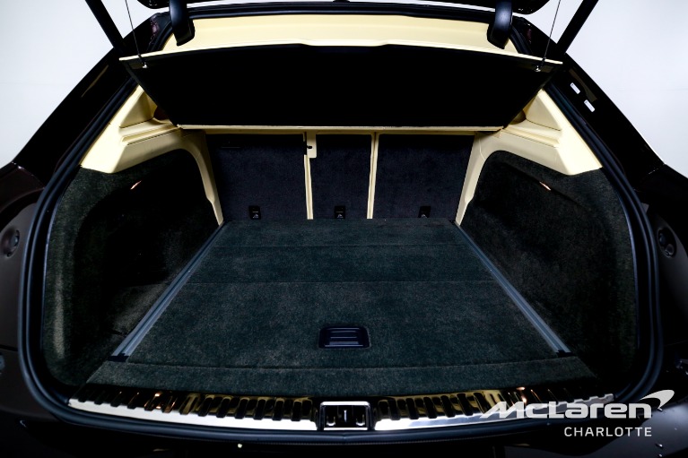 Used-2023-Bentley-Bentayga-EWB-Azure-V8