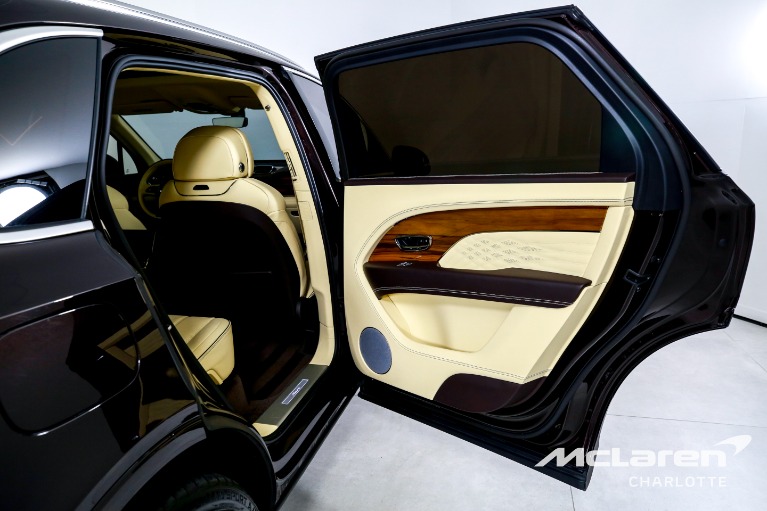 Used-2023-Bentley-Bentayga-EWB-Azure-V8