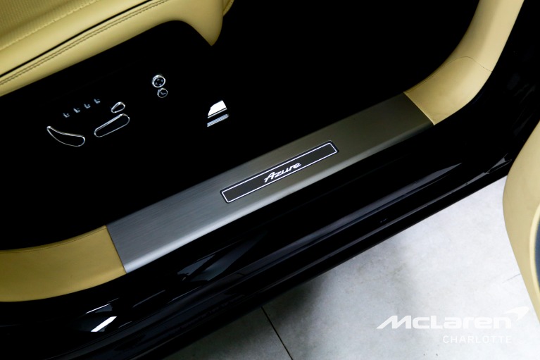 Used-2023-Bentley-Bentayga-EWB-Azure-V8