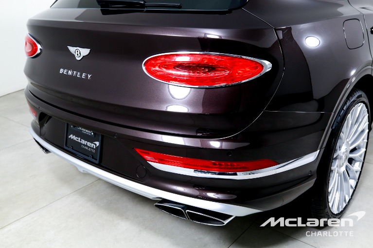 Used-2023-Bentley-Bentayga-EWB-Azure-V8