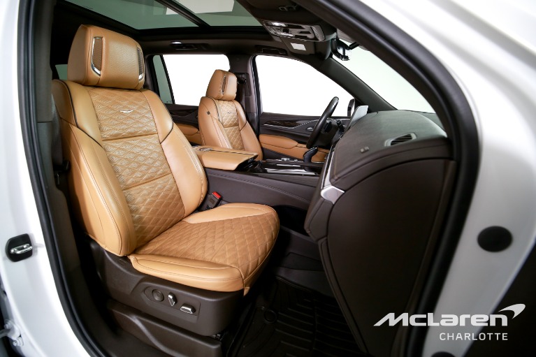 Used-2022-Cadillac-Escalade-ESV-Sport