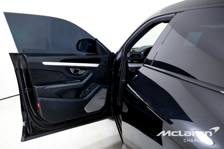 Used-2021-Lamborghini-Urus