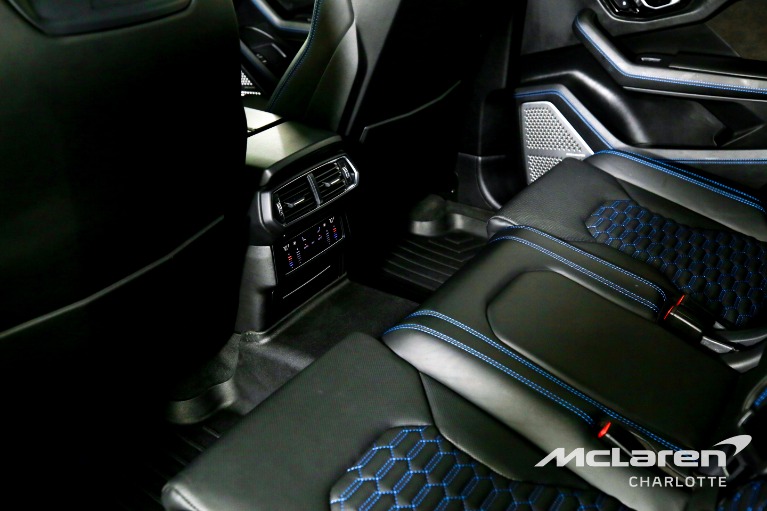 Used-2021-Lamborghini-Urus