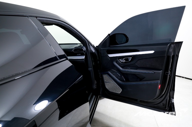 Used-2021-Lamborghini-Urus