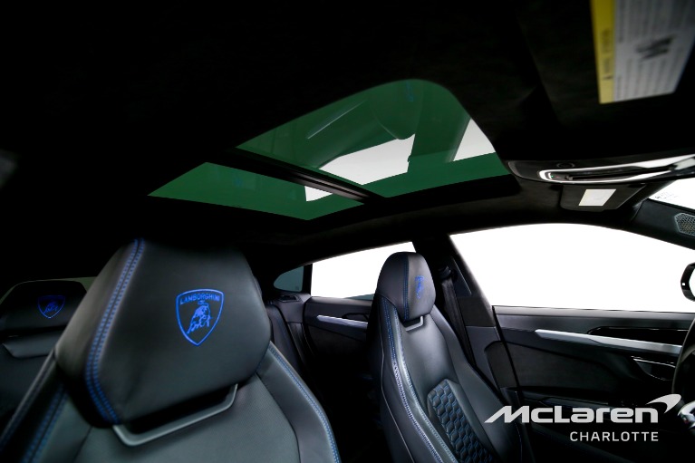 Used-2021-Lamborghini-Urus