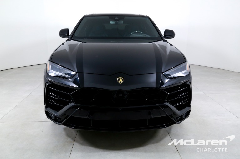 Used-2021-Lamborghini-Urus