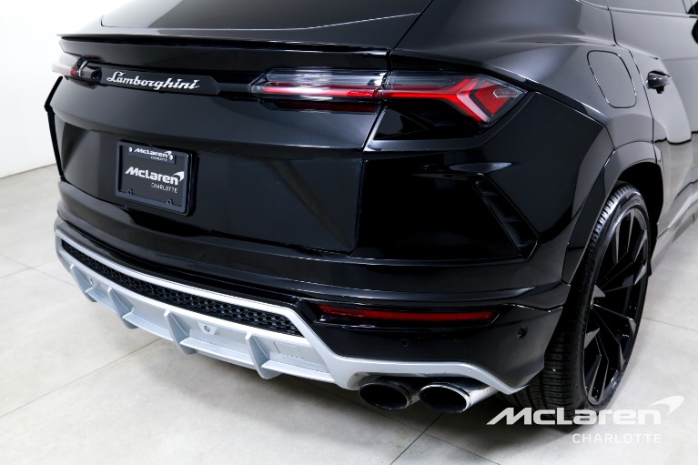 Used-2021-Lamborghini-Urus
