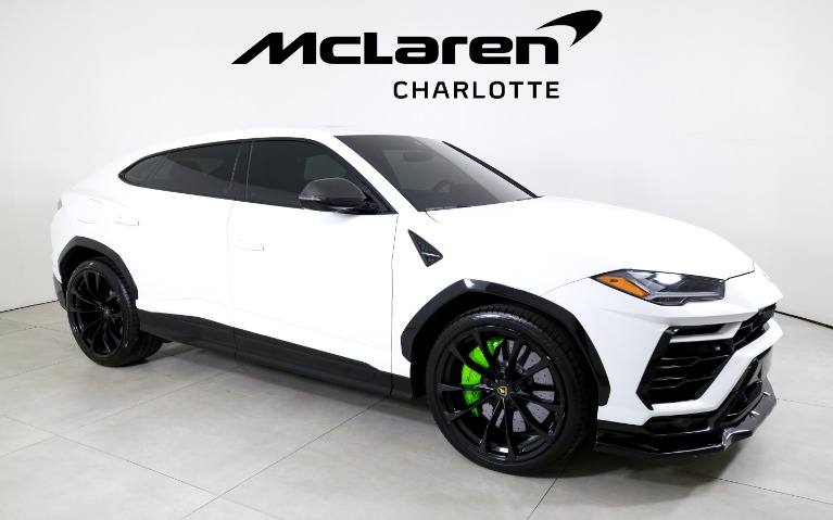 Used-2022-Lamborghini-Urus