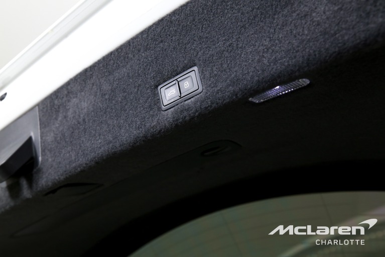 Used-2022-Lamborghini-Urus