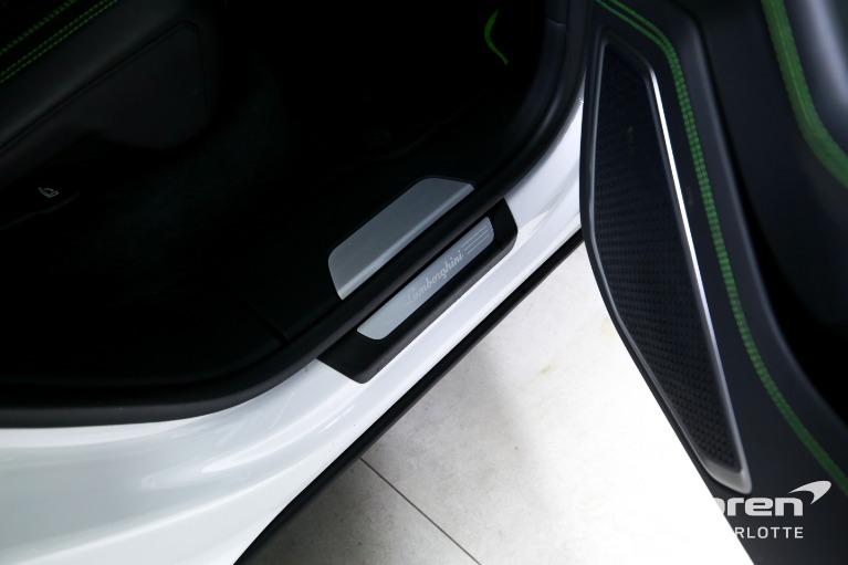 Used-2022-Lamborghini-Urus