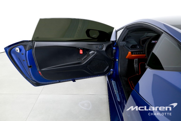 Used-2024-Lamborghini-Huracan-Tecnica