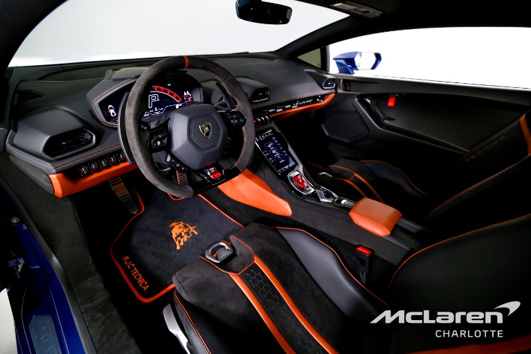 Used-2024-Lamborghini-Huracan-Tecnica