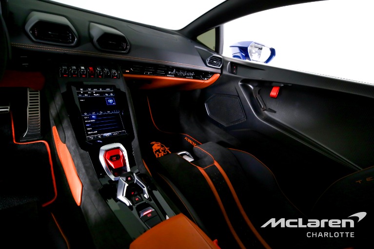 Used-2024-Lamborghini-Huracan-Tecnica