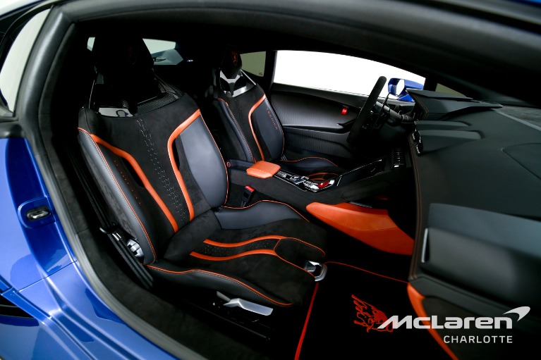 Used-2024-Lamborghini-Huracan-Tecnica