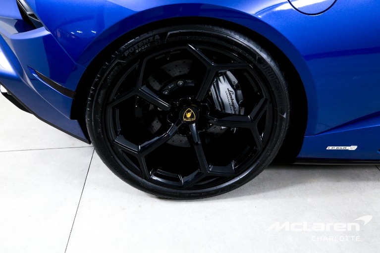 Used-2024-Lamborghini-Huracan-Tecnica